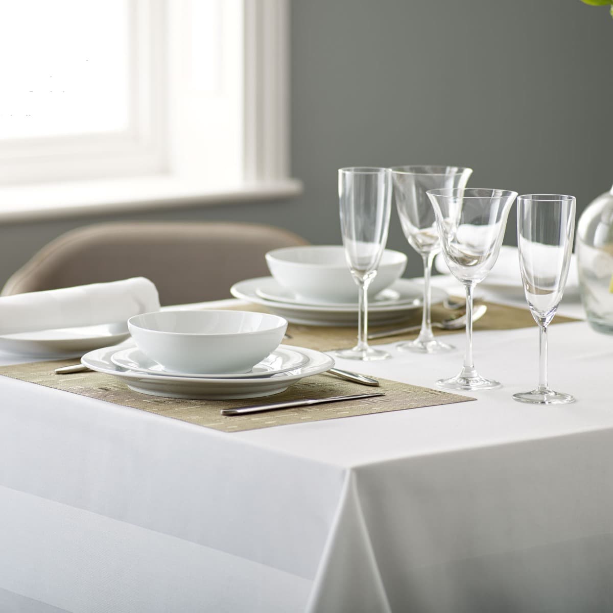 White polyester napkin with a satin band edge